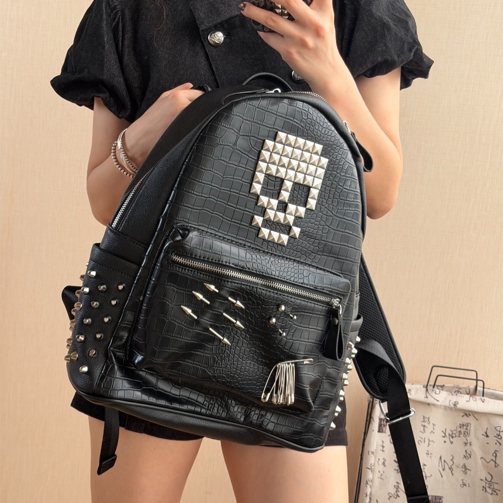 Tas Ransel Motif Kulit Buaya H - Tuxedo Lapel Pin ulasan dan harga