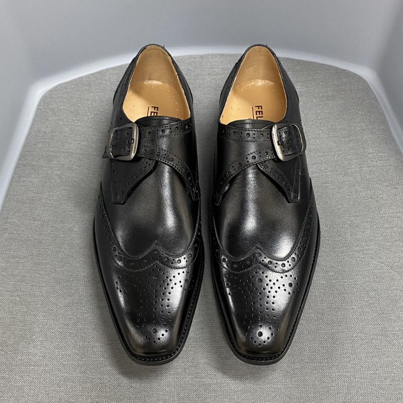 Sepatu Kasual Pria Kulit Ukir  - Men Formal Wear Design ulasan dan harga