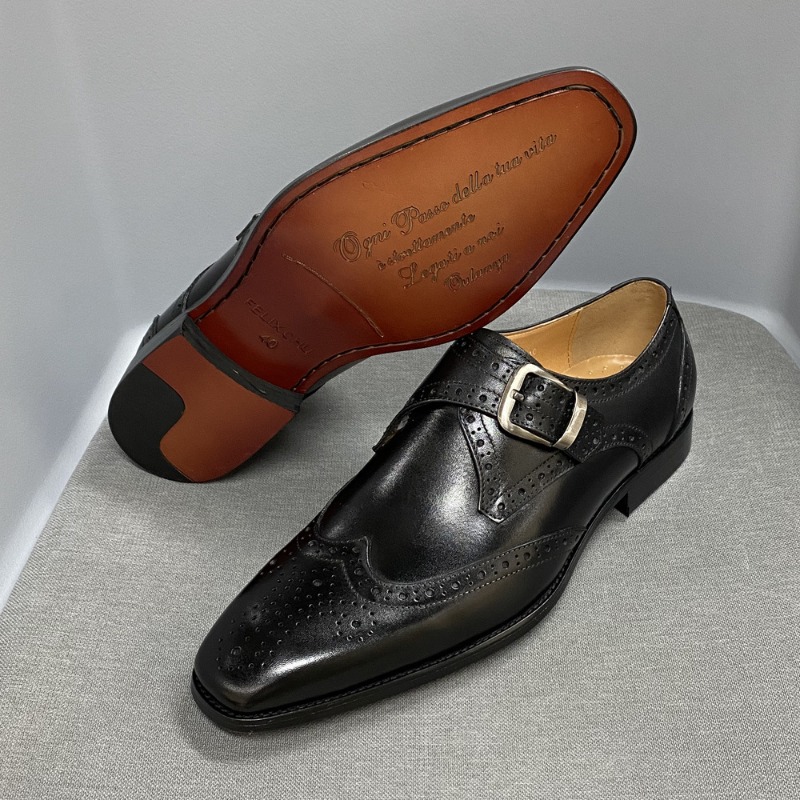Sepatu Kasual Pria Kulit Ukir  - Men Formal Wear Design ulasan dan harga